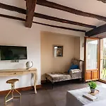 Jardin Botanico Apartment Lloreda (Cantabria)